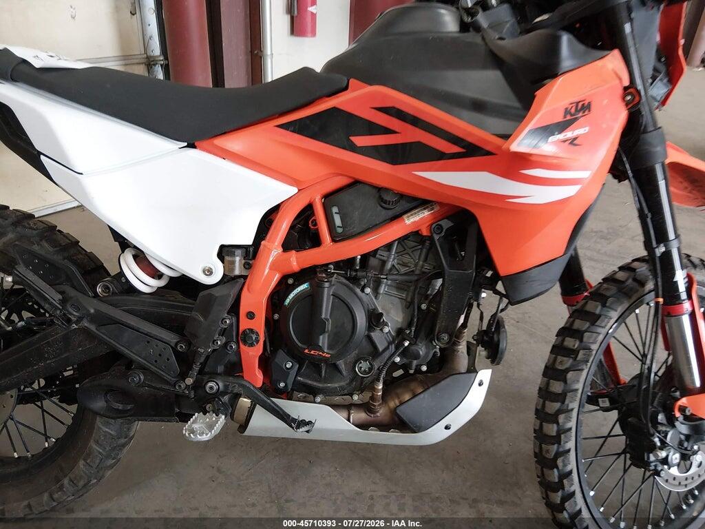 MD2J1J408SN201209 2025 KTM 390 photo no. 8