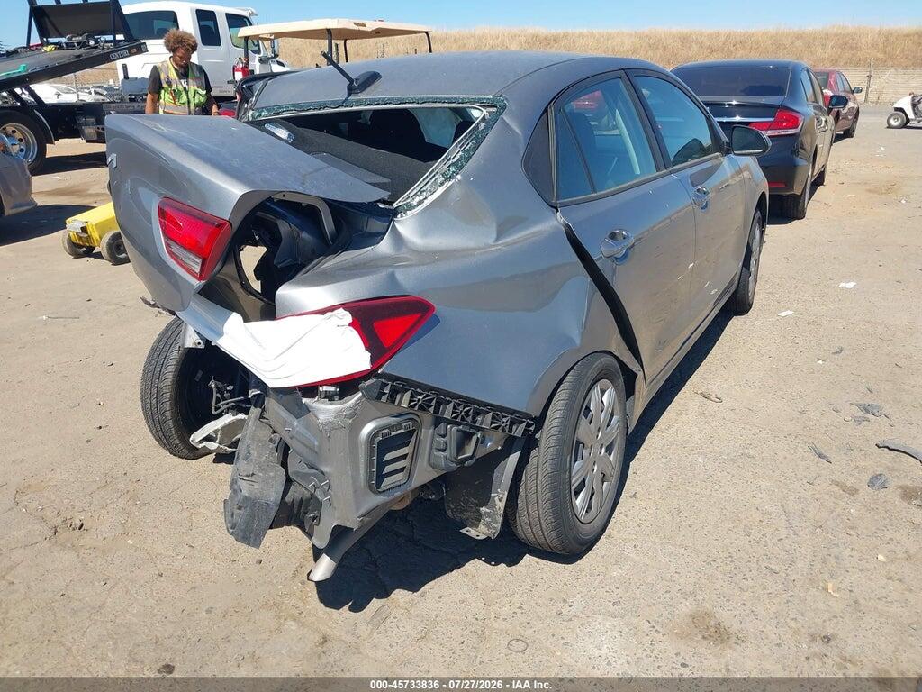 3KPA24AD8NE434348 2022 KIA RIO photo no. 4