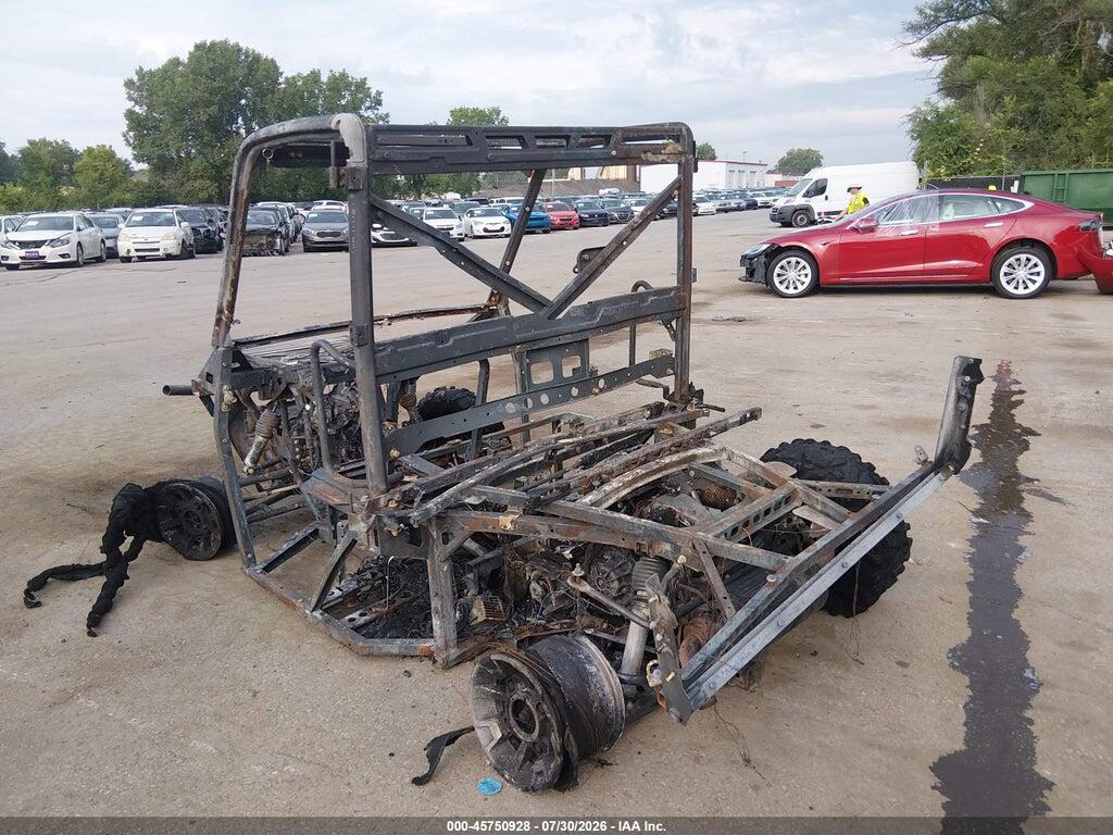 4XATAU999M8026100 2021 POLARIS RANGER photo no. 3