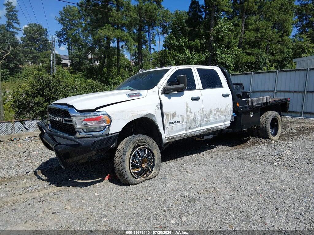 3C7WRTCL0MG673558 2021 RAM 3500 CHASSIS photo no. 2