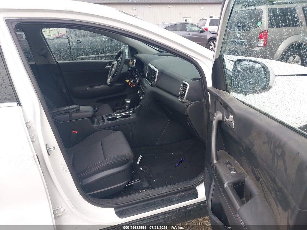 KNDPMCAC3N7016737 2022 KIA SPORTAGE photo no. 5