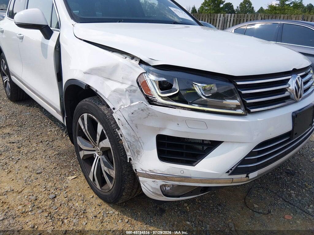 WVGRF7BP6HD003042 2017 VOLKSWAGEN TOUAREG photo no. 6