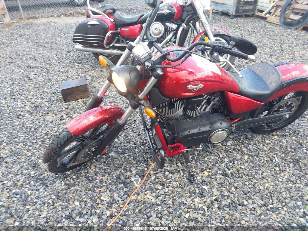 5VPGB36N8G3048112 2016 VICTORY MOTORCYCLES VEGAS photo no. 2