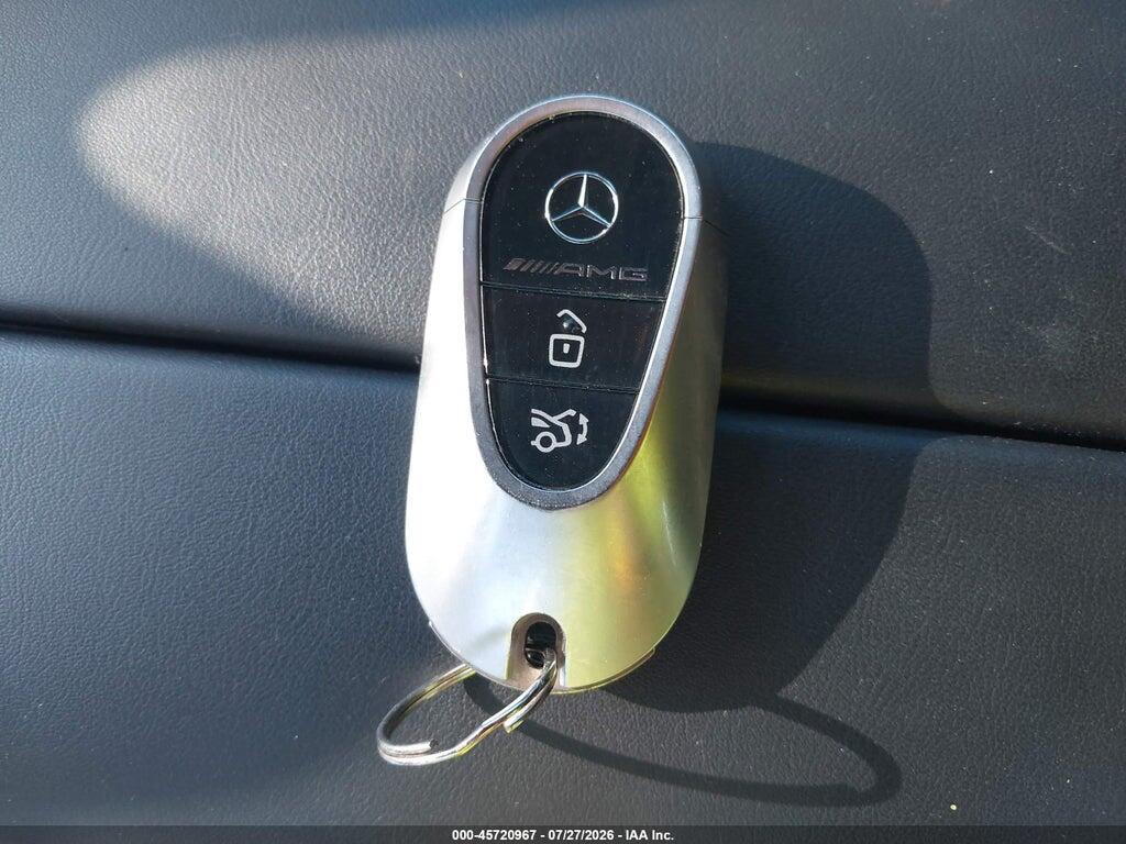 W1KMJ6CB6RF026360 2024 MERCEDES-BENZ AMG CLE 53 photo no. 11