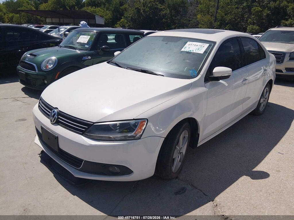 3VWLL7AJ0BM087304 2011 VOLKSWAGEN JETTA photo no. 2