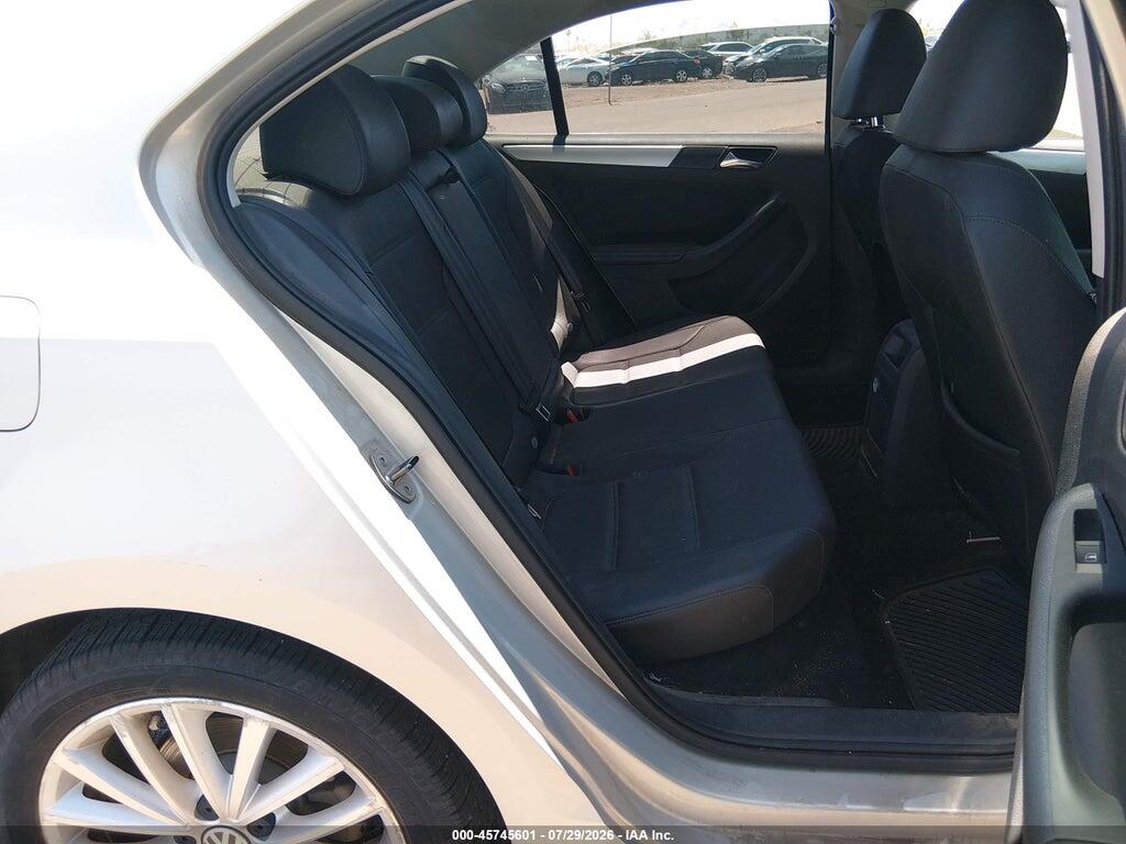 3VWLZ7AJ7BM358535 2011 VOLKSWAGEN JETTA photo no. 8