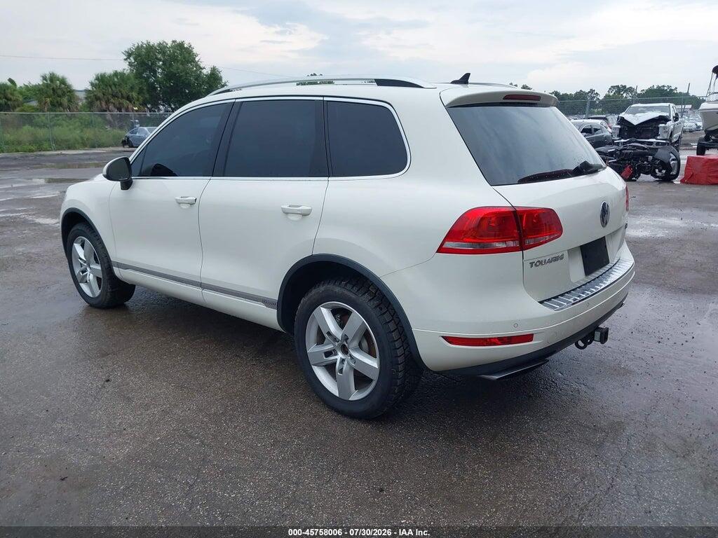 WVGFG9BP6BD002301 2011 VOLKSWAGEN TOUAREG HYBRID photo no. 3