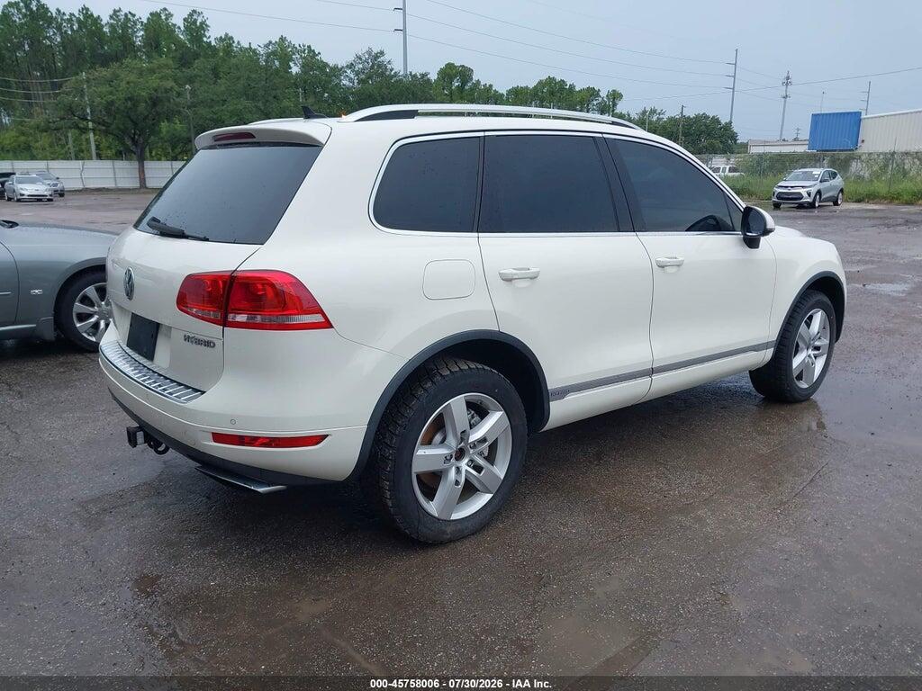 WVGFG9BP6BD002301 2011 VOLKSWAGEN TOUAREG HYBRID photo no. 4