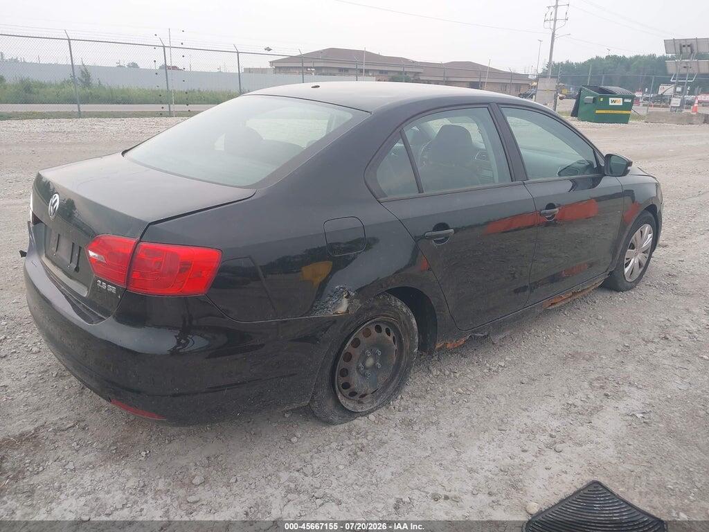 3VWDX7AJ4BM330444 2011 VOLKSWAGEN JETTA photo no. 4