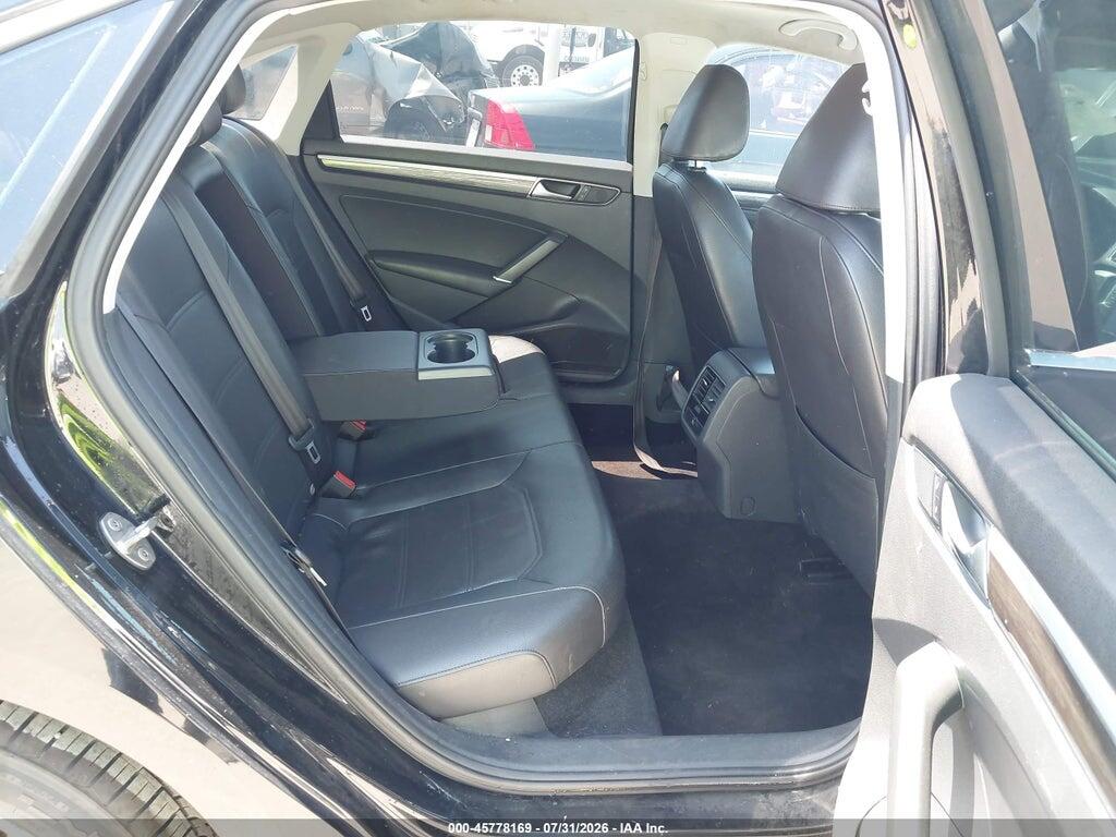 1VWBT7A32GC010441 2016 VOLKSWAGEN PASSAT photo no. 8