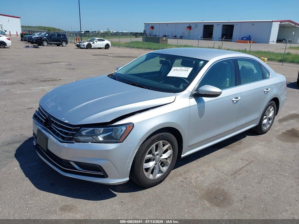 1VWAT7A38GC018328 2016 VOLKSWAGEN PASSAT photo no. 2