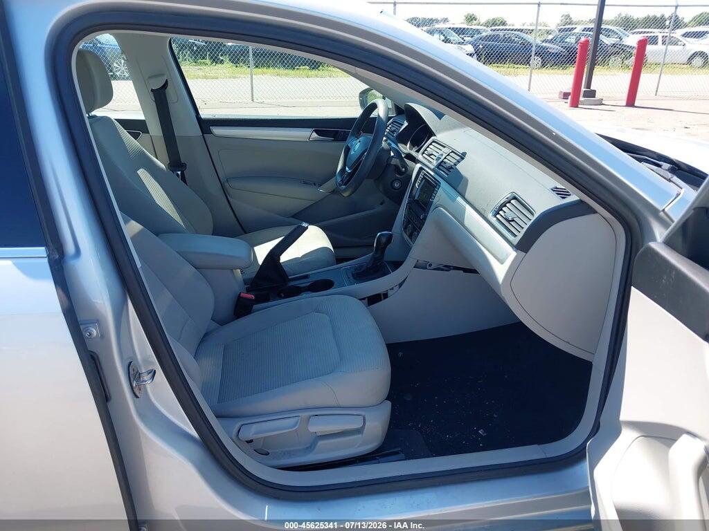 1VWAT7A38GC018328 2016 VOLKSWAGEN PASSAT photo no. 5