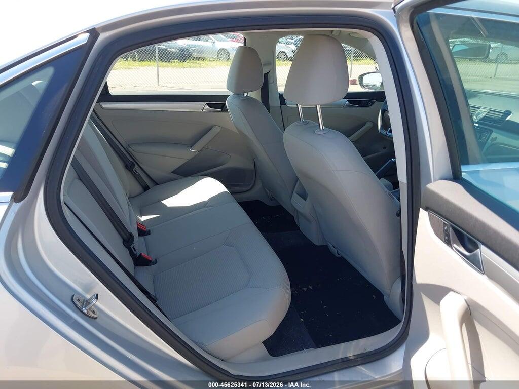1VWAT7A38GC018328 2016 VOLKSWAGEN PASSAT photo no. 8