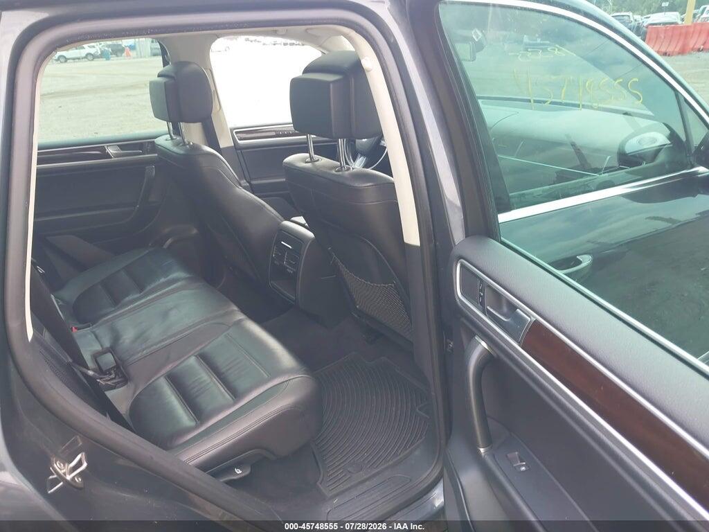 WVGEP9BP2GD001200 2016 VOLKSWAGEN TOUAREG photo no. 8