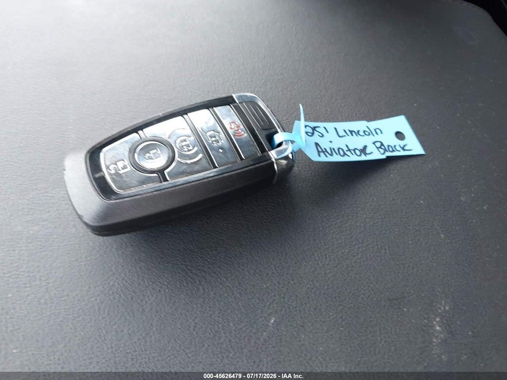 5LM5J6XC3SGL29347 2025 LINCOLN AVIATOR photo no. 11