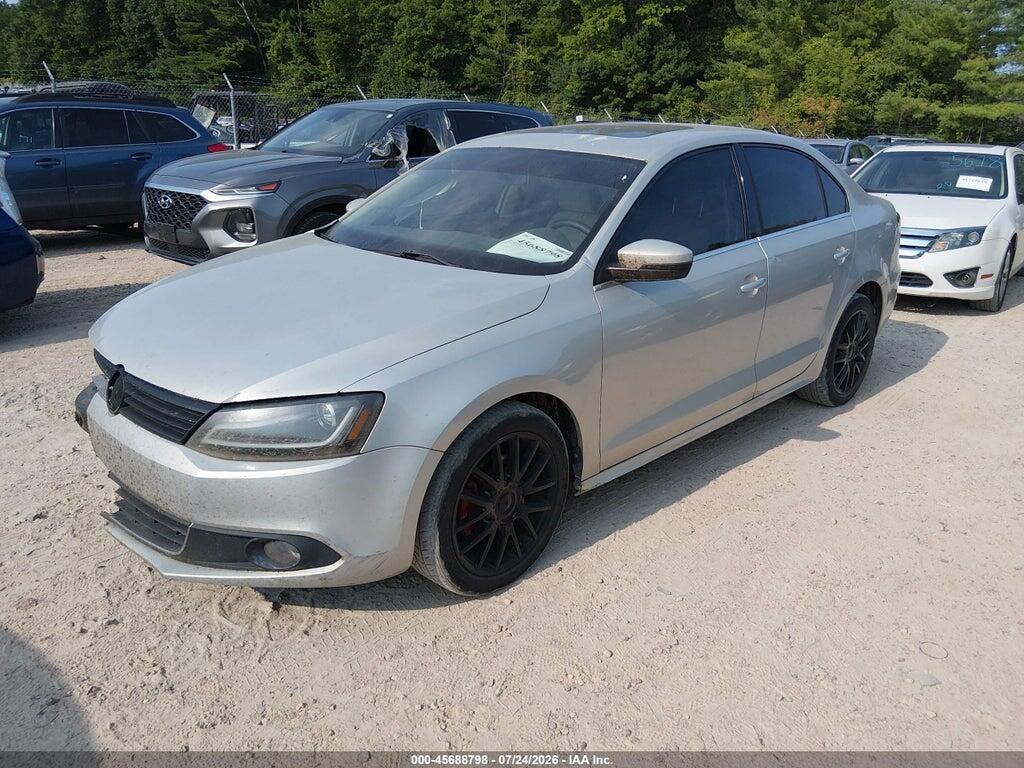 3VWLL7AJ0BM121774 2011 VOLKSWAGEN JETTA photo no. 2
