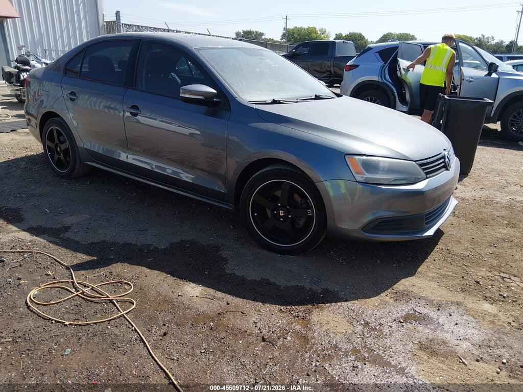 3VWDZ7AJ9BM355088 2011 VOLKSWAGEN JETTA photo no. 1