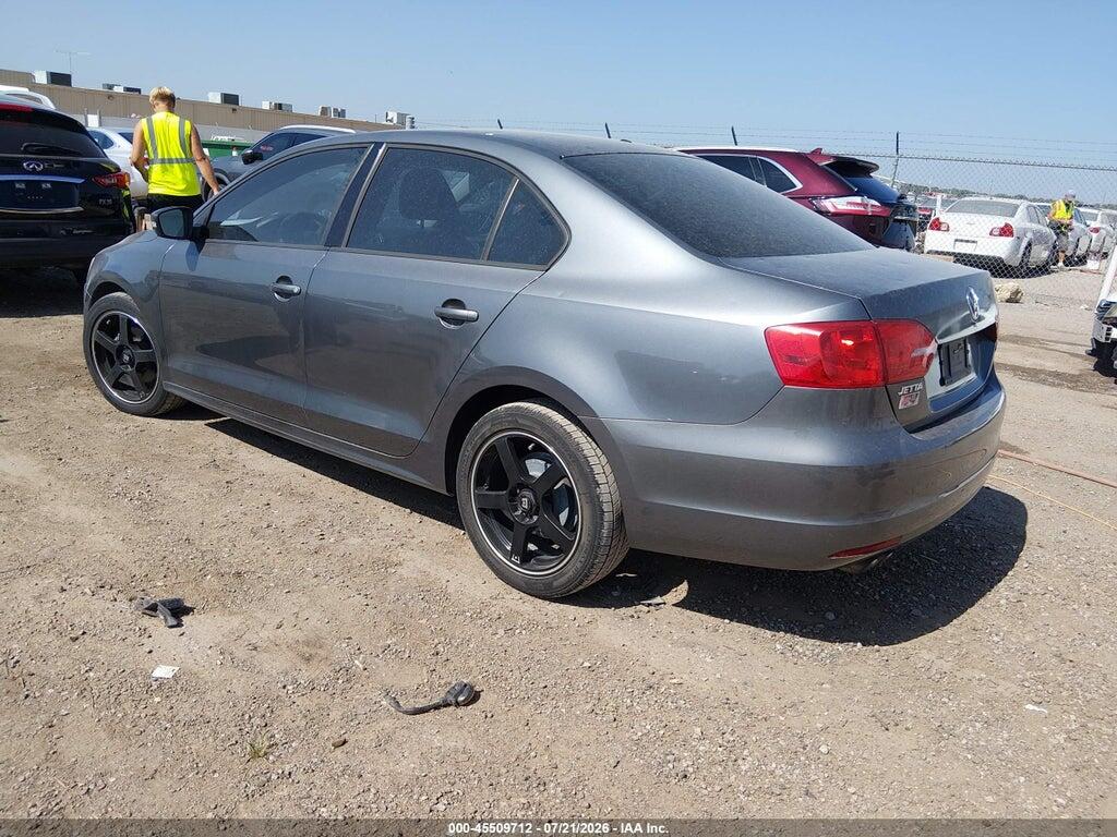 3VWDZ7AJ9BM355088 2011 VOLKSWAGEN JETTA photo no. 3