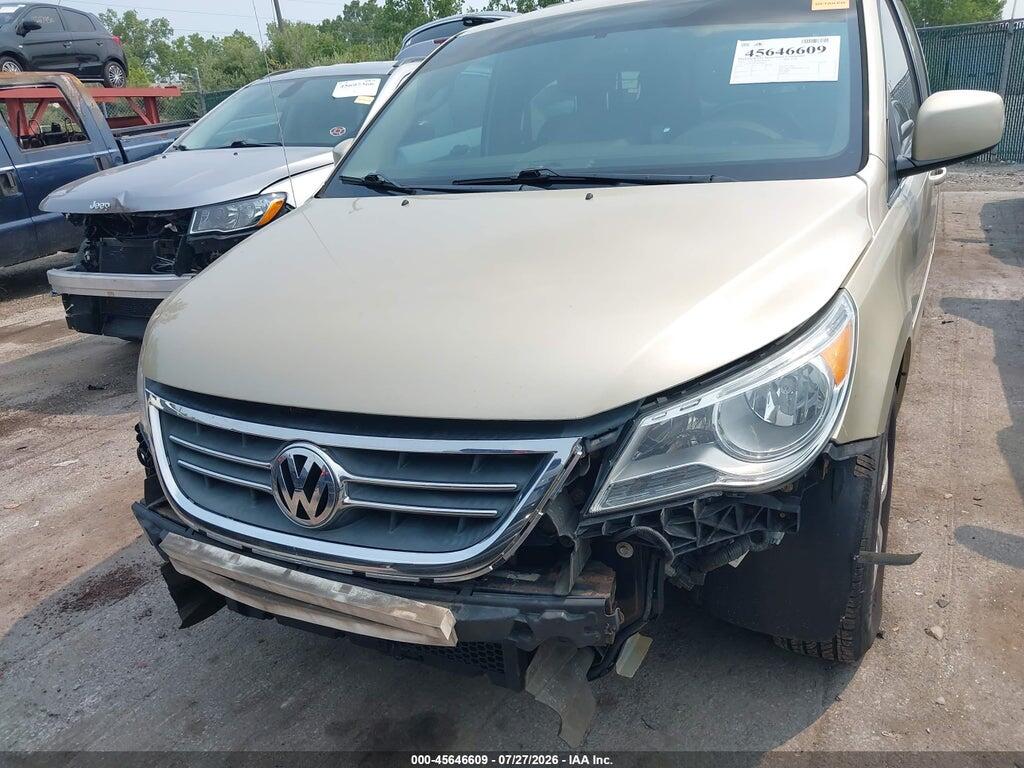2V4RW3DG0BR766811 2011 VOLKSWAGEN ROUTAN photo no. 6