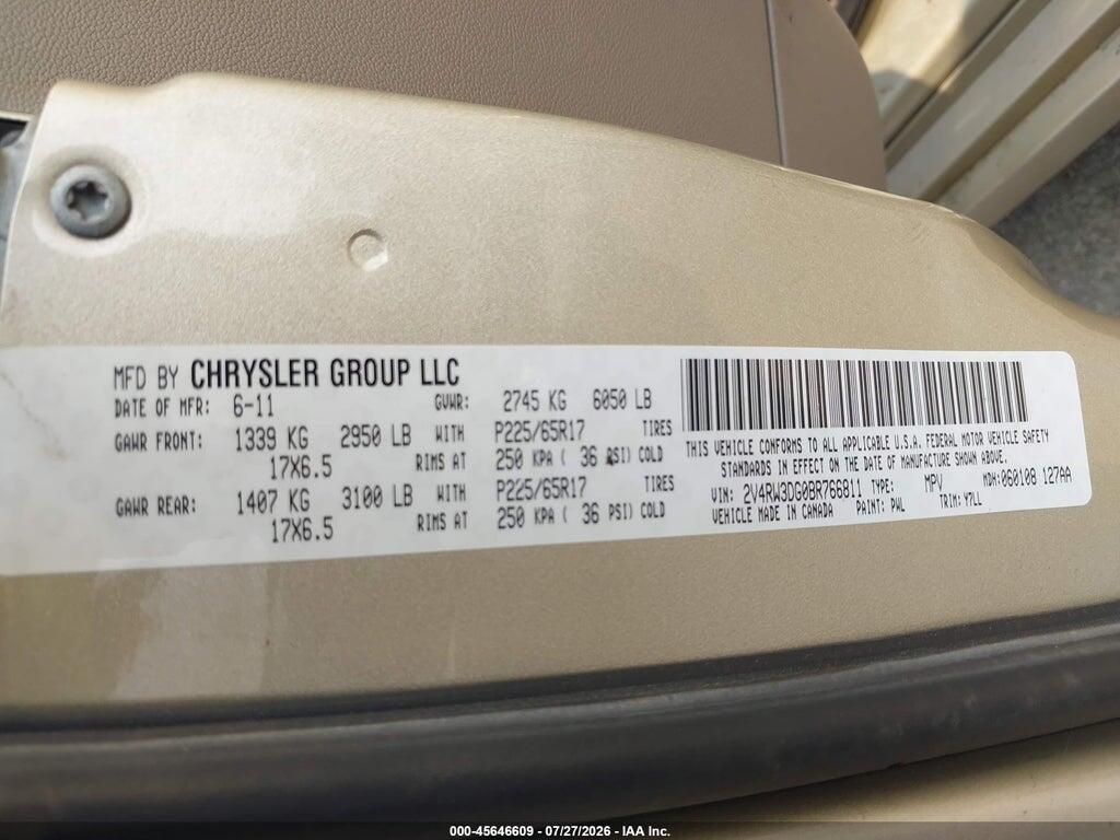 2V4RW3DG0BR766811 2011 VOLKSWAGEN ROUTAN photo no. 9
