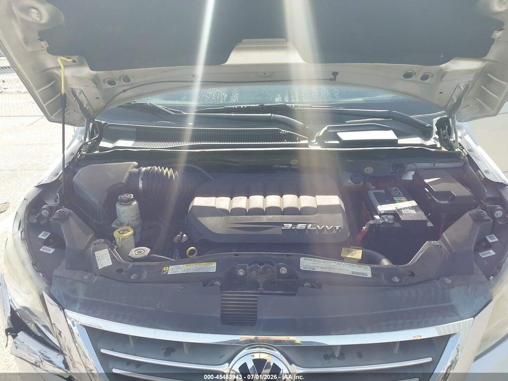 2V4RW3DG6BR739855 2011 VOLKSWAGEN ROUTAN photo no. 10