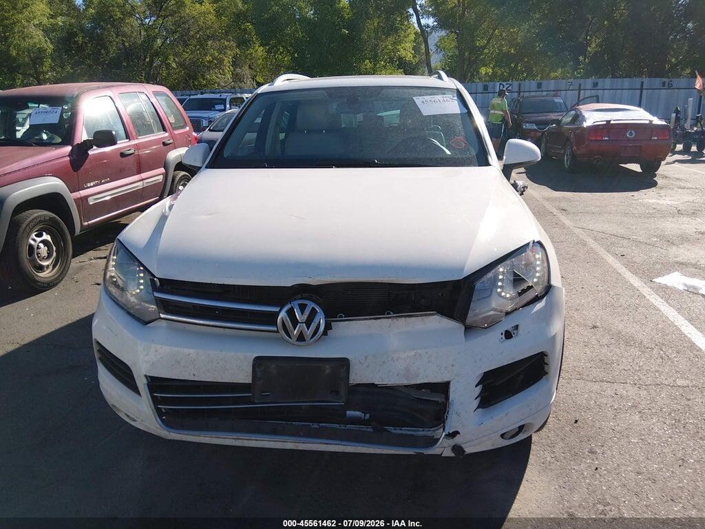WVGFF9BP8BD002495 2011 VOLKSWAGEN TOUAREG photo no. 12
