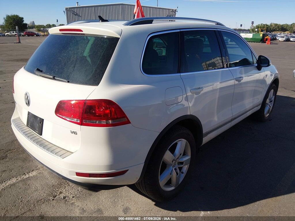 WVGFF9BP8BD002495 2011 VOLKSWAGEN TOUAREG photo no. 4