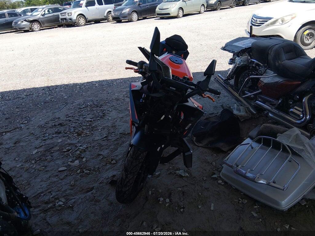 MD2JYJ404NC216611 2022 KTM 390 photo no. 5