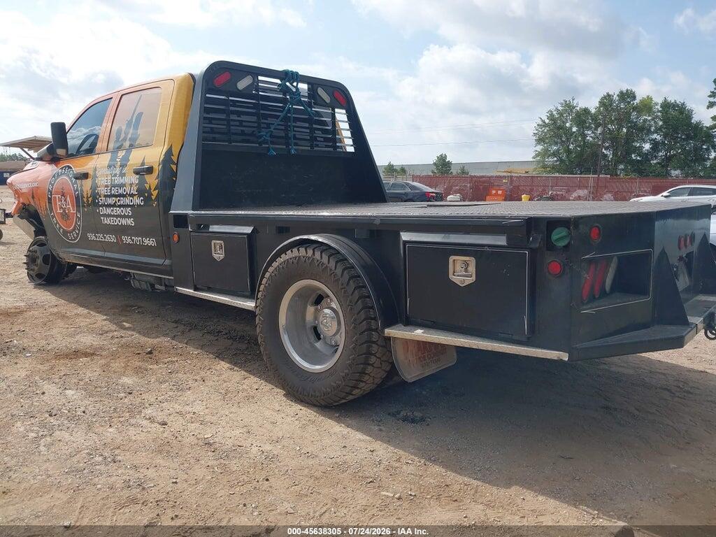 3C7WRTCL2MG541157 2021 RAM 3500 CHASSIS photo no. 3