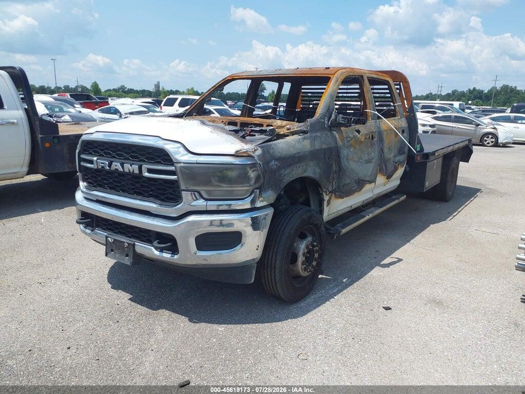 3C7WRNFL7MG683592 2021 RAM 5500 CHASSIS photo no. 2