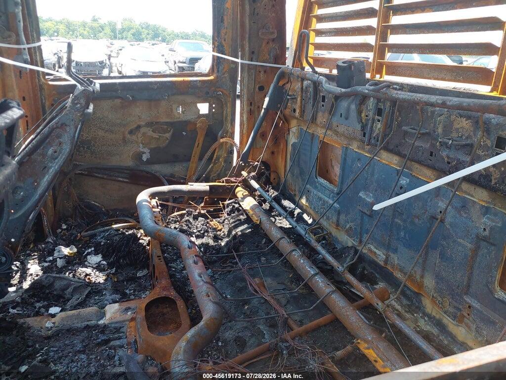 3C7WRNFL7MG683592 2021 RAM 5500 CHASSIS photo no. 7