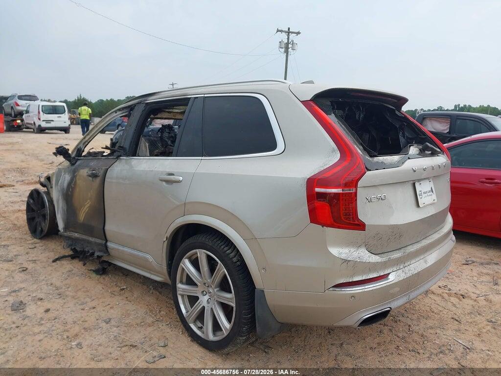 YV4A22PL2H1183205 2017 VOLVO XC90 photo no. 3