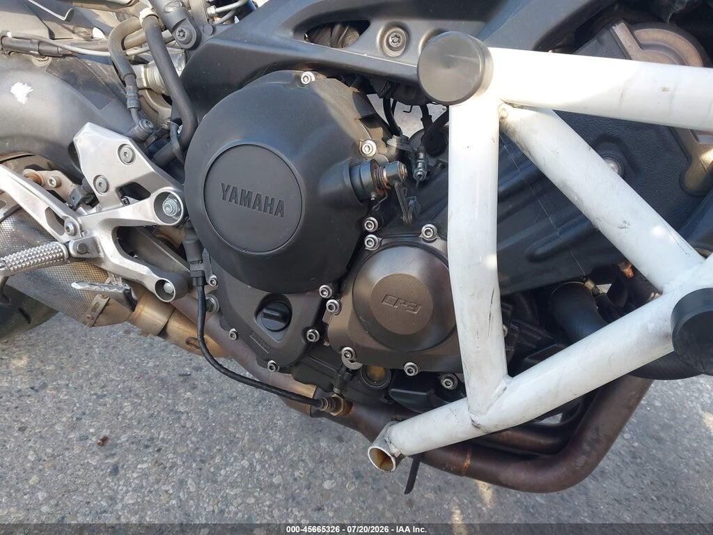 JYARN53Y5HA000536 2017 YAMAHA FZ09 photo no. 8