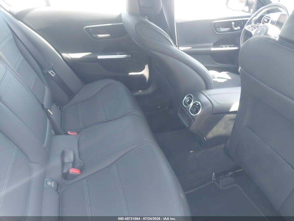 W1KAF4GB4RR225778 2024 MERCEDES-BENZ C 300 photo no. 8