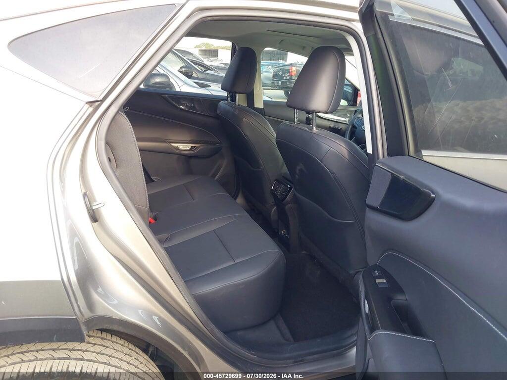 2T2GDCAZ9NC002940 2022 LEXUS NX 250 photo no. 8