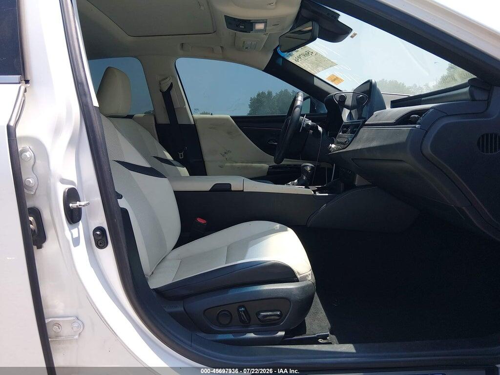 58ADA1C16NU022078 2022 LEXUS ES 300H photo no. 5