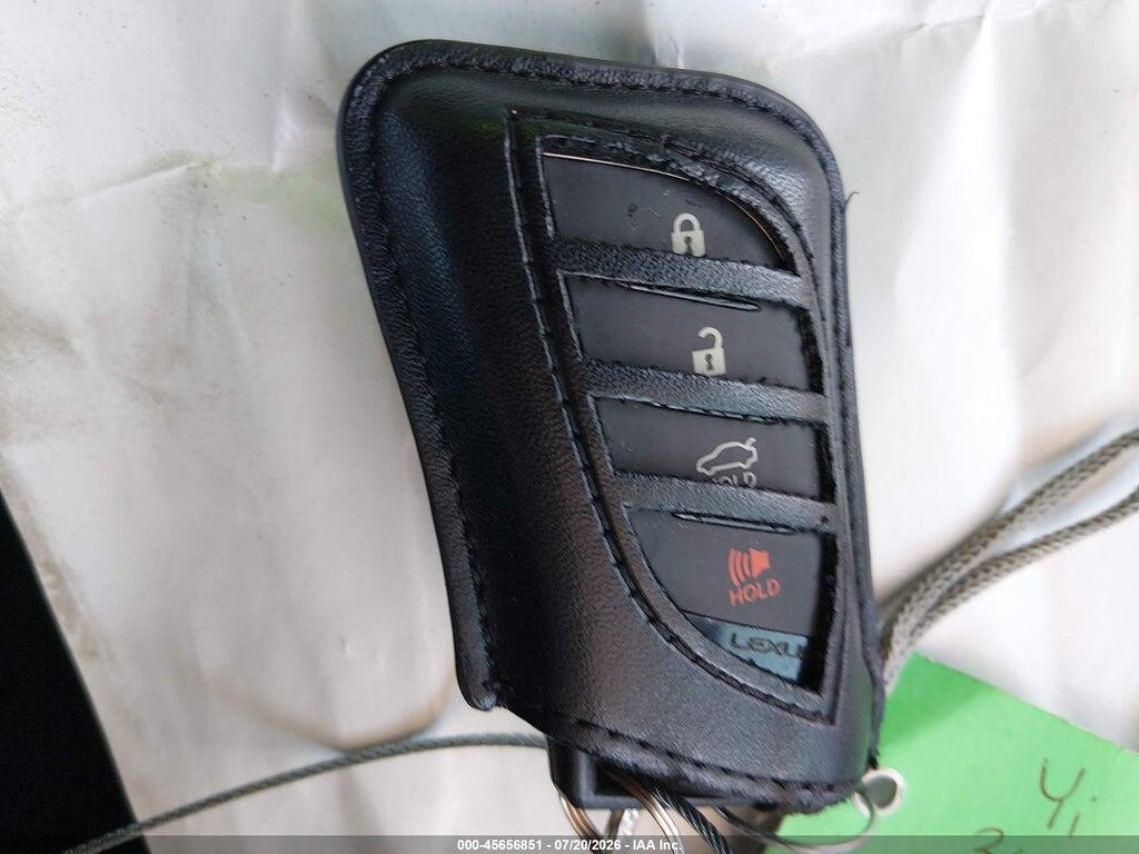 58ADA1C13NU013922 2022 LEXUS ES 300H photo no. 11