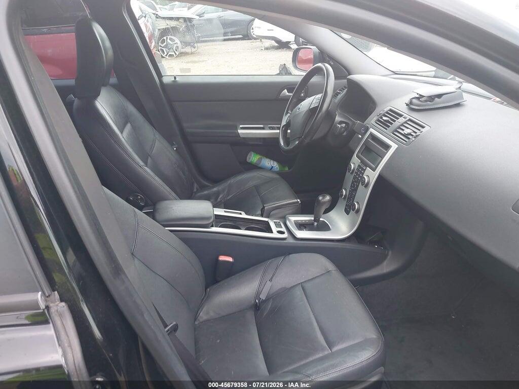 YV1672MS4B2536352 2011 VOLVO S40 photo no. 5