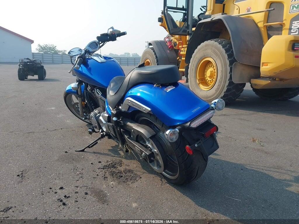 JYAVP33E6BA000927 2011 YAMAHA XVS1300 photo no. 3