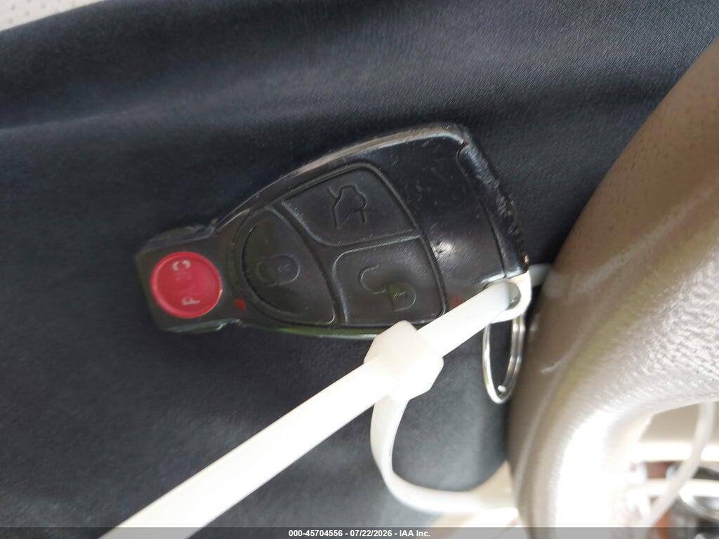 WDBRF87H96F760691 2006 MERCEDES-BENZ C 350 photo no. 11