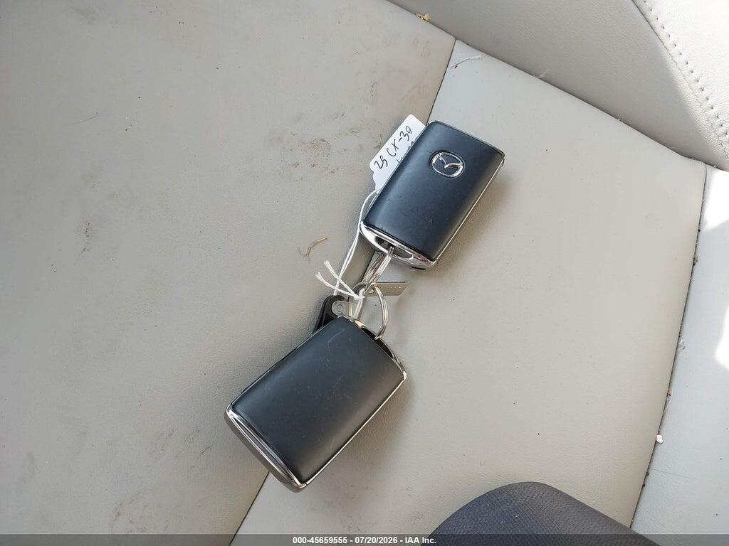 3MVDMBCM6SM827712 2025 MAZDA CX-30 photo no. 11