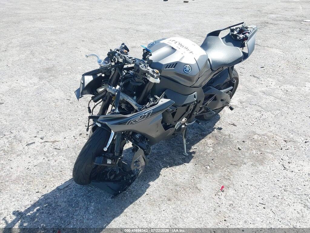 JYARN42E7GA000277 2016 YAMAHA YZFR1S photo no. 2