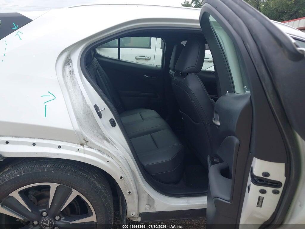 JTHP3JBH3N2049816 2022 LEXUS UX 200 photo no. 8