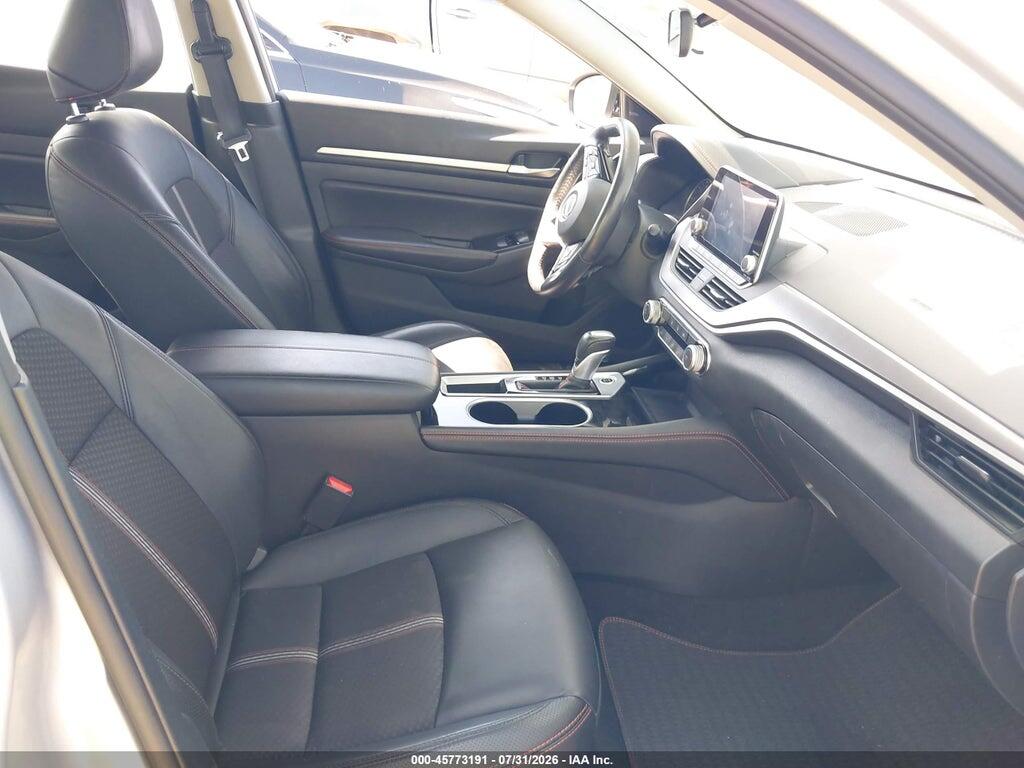 1N4BL4CV7RN429415 2024 NISSAN ALTIMA photo no. 5