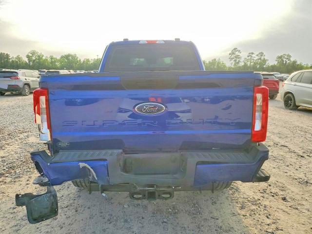 2026 FORD F250 SUPER DUTY — Фото 6 из 12