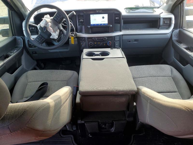 2026 FORD F250 SUPER DUTY — Фото 8 из 12
