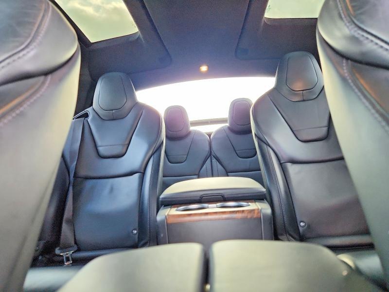 2017 TESLA MODEL X — Фото 10 из 13