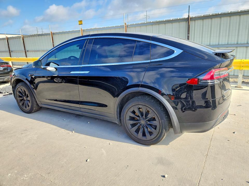 2017 TESLA MODEL X — Фото 2 из 13