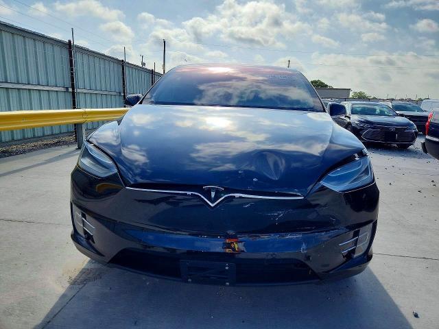 2017 TESLA MODEL X — Фото 5 из 13