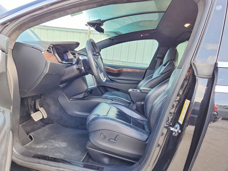 2017 TESLA MODEL X — Фото 7 из 13